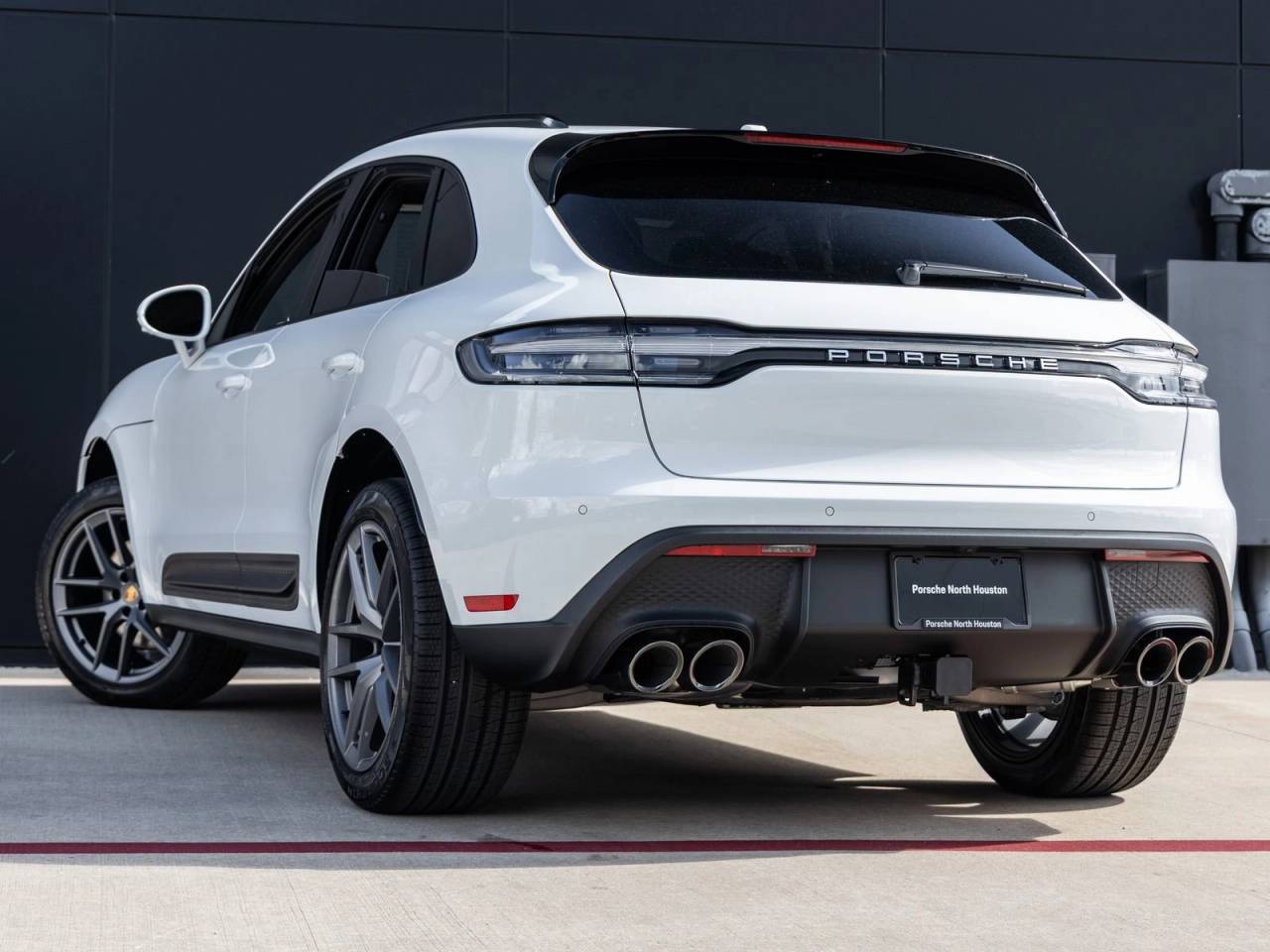2025 Porsche Macan Macan