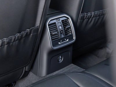 2025 Porsche Macan Macan