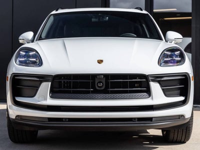 2025 Porsche Macan Macan