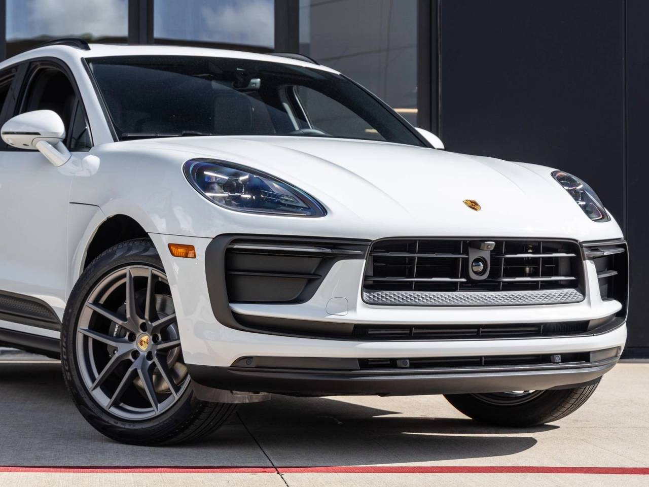 2025 Porsche Macan Macan