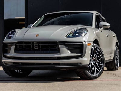 2025 Porsche Macan AWD