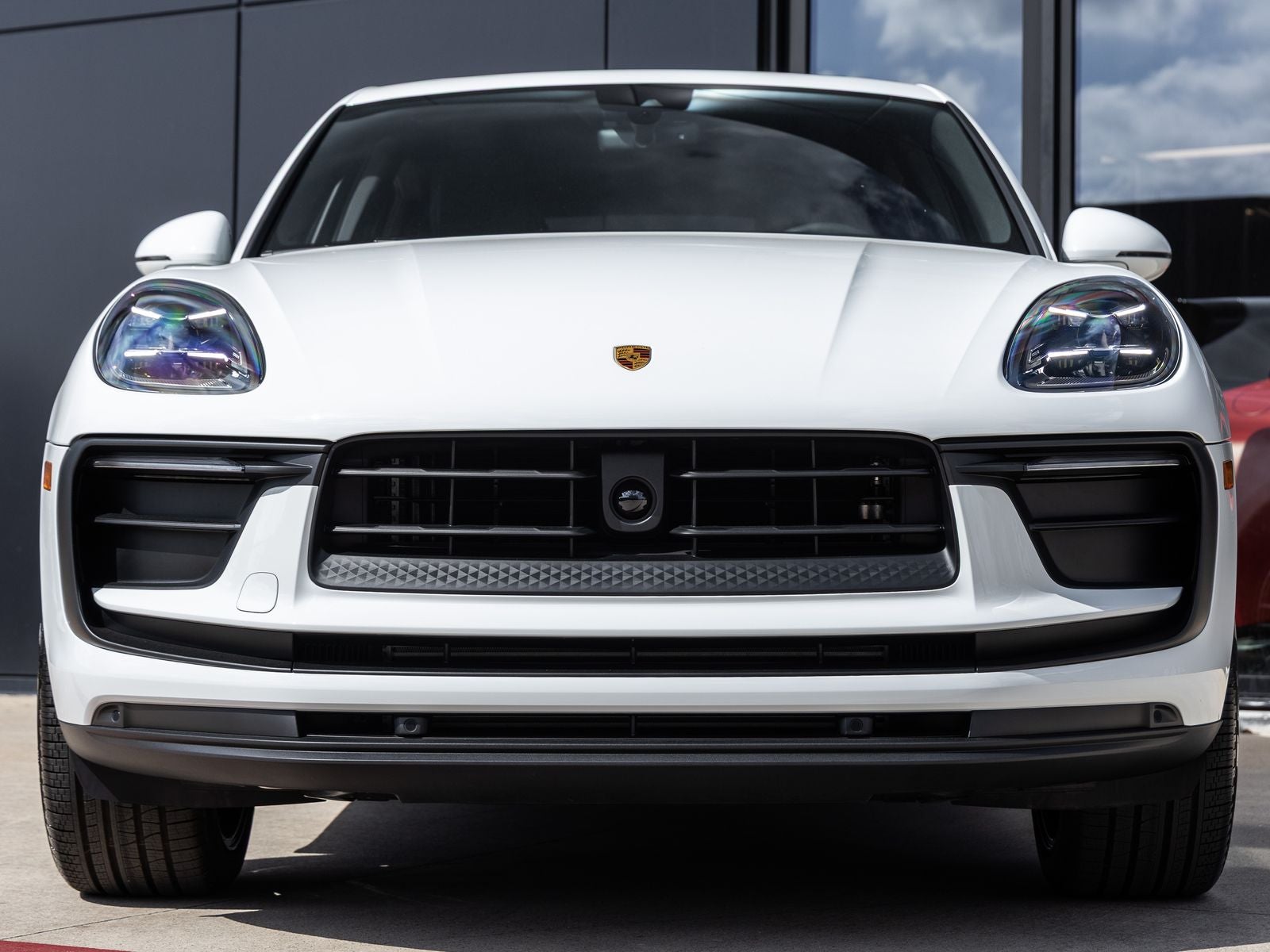 2026 Porsche Macan AWD