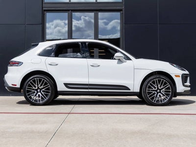 2026 Porsche Macan AWD