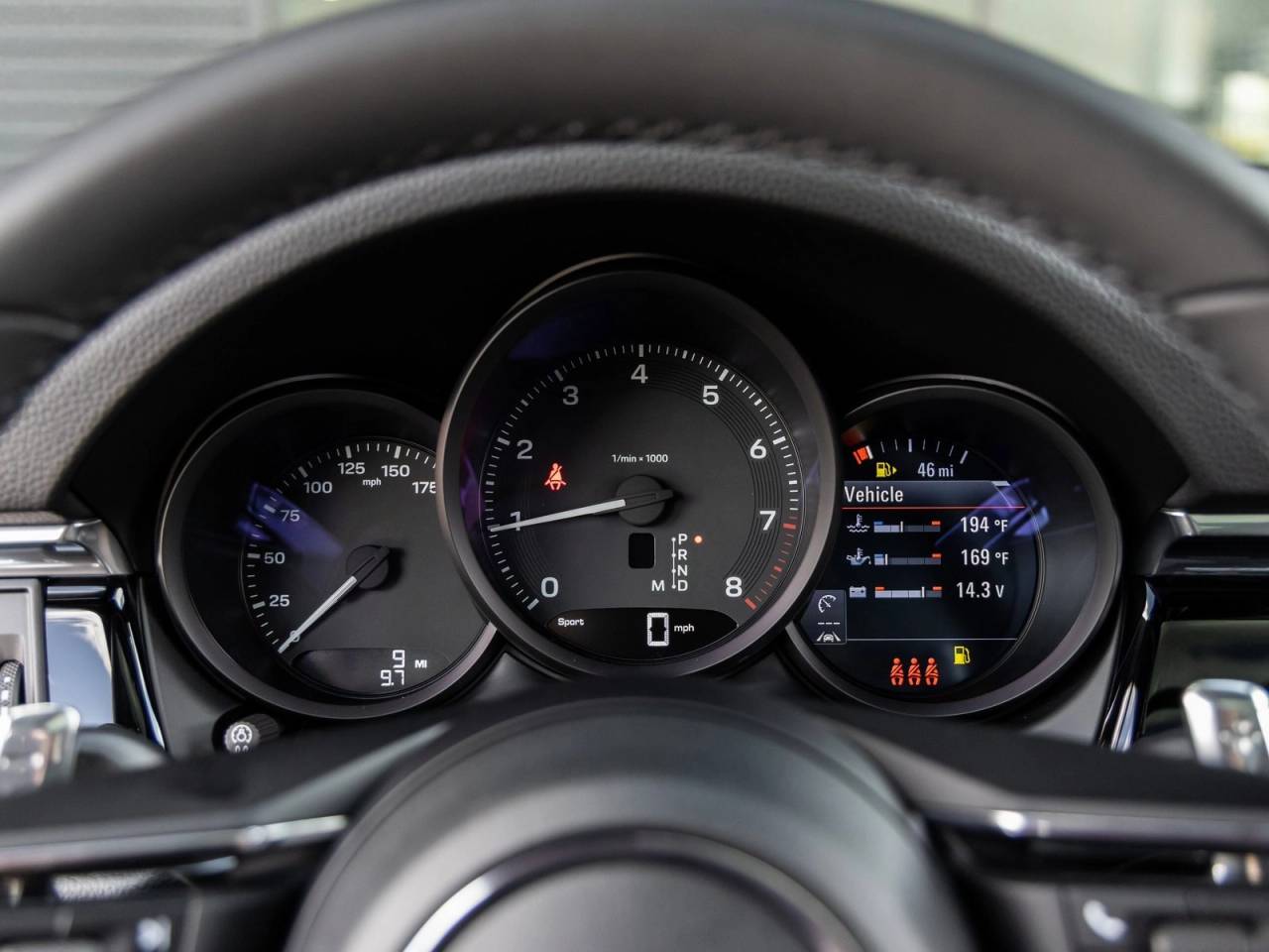 2026 Porsche Macan AWD