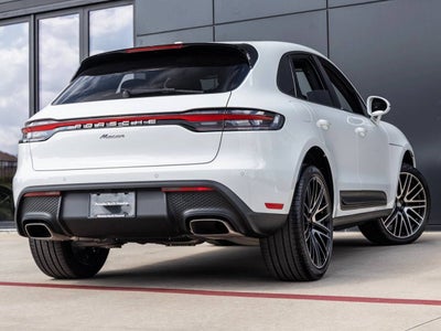 2026 Porsche Macan AWD