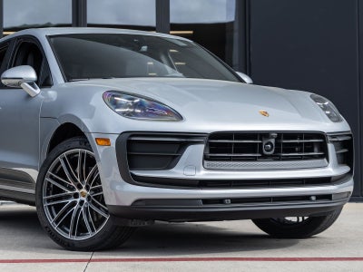 2026 Porsche Macan Macan