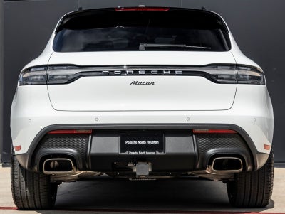 2026 Porsche Macan Base