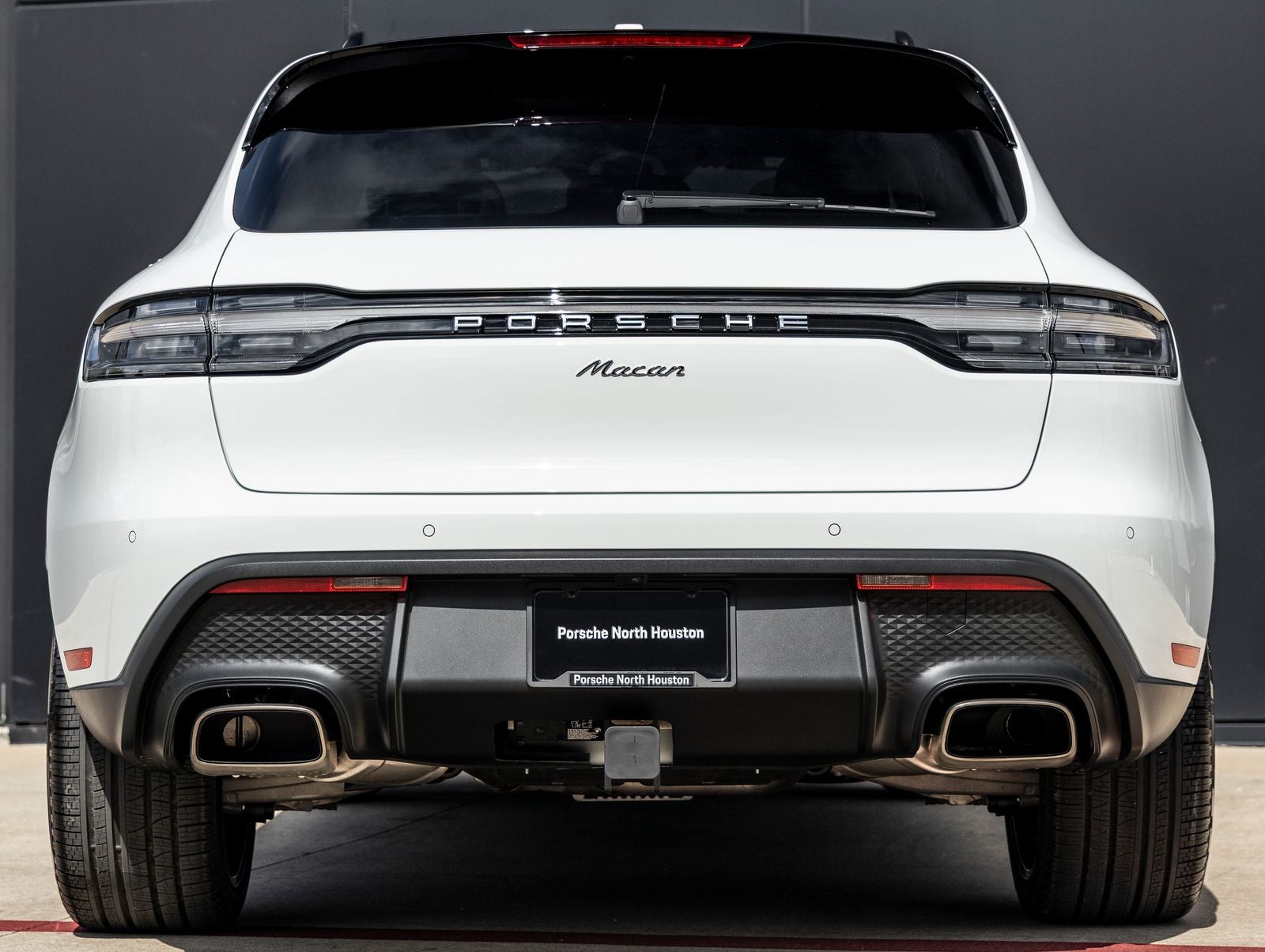 2026 Porsche Macan Base