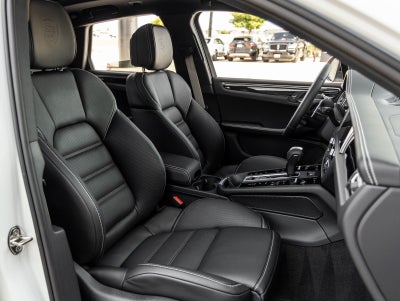 2026 Porsche Macan Macan T