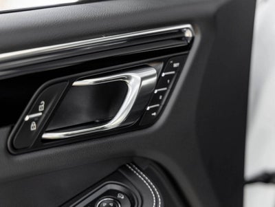 2026 Porsche Macan Macan T