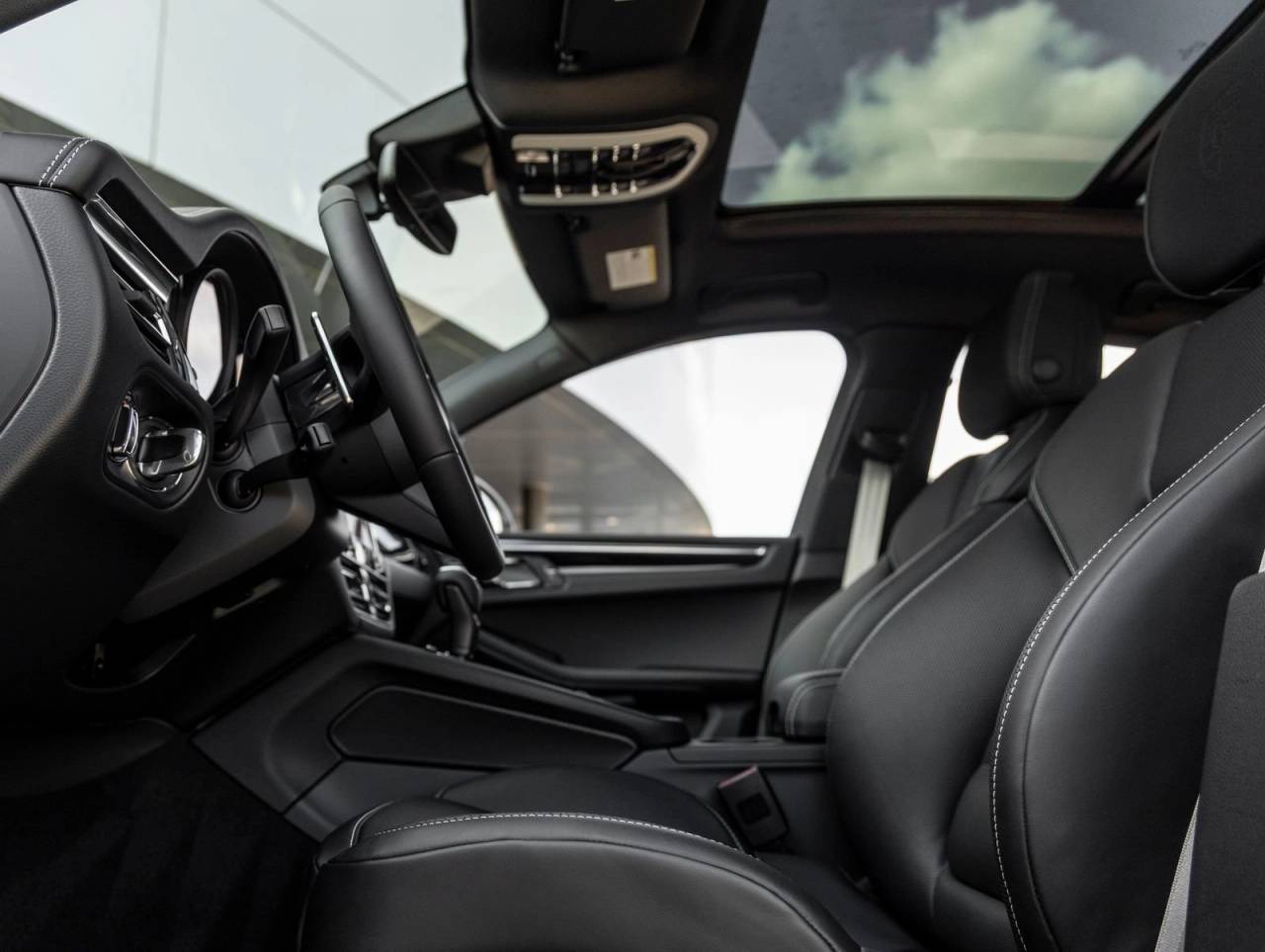 2026 Porsche Macan Macan T
