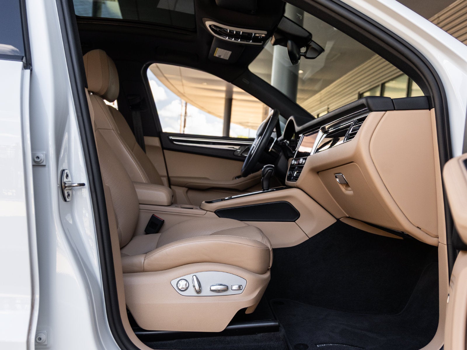2024 Porsche Macan Macan