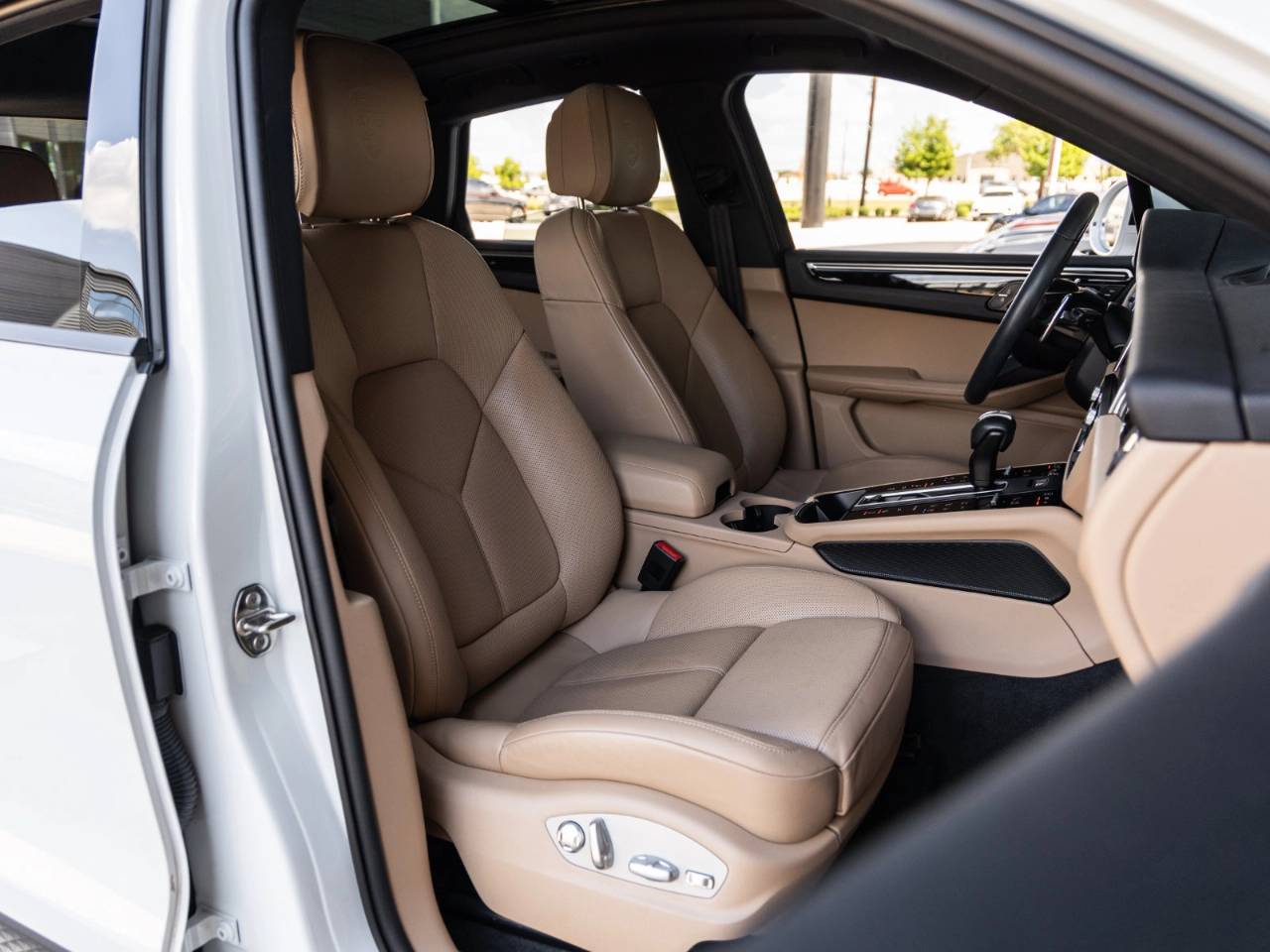 2024 Porsche Macan Macan