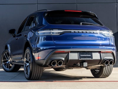 2026 Porsche Macan Base