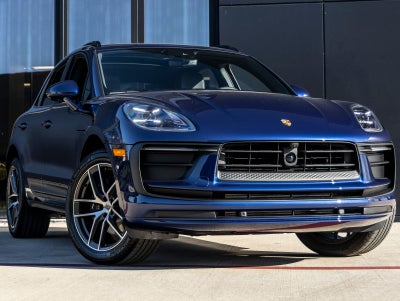 2026 Porsche Macan Base