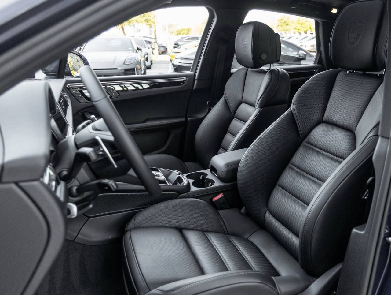 2026 Porsche Macan AWD