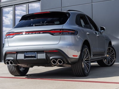 2026 Porsche Macan AWD