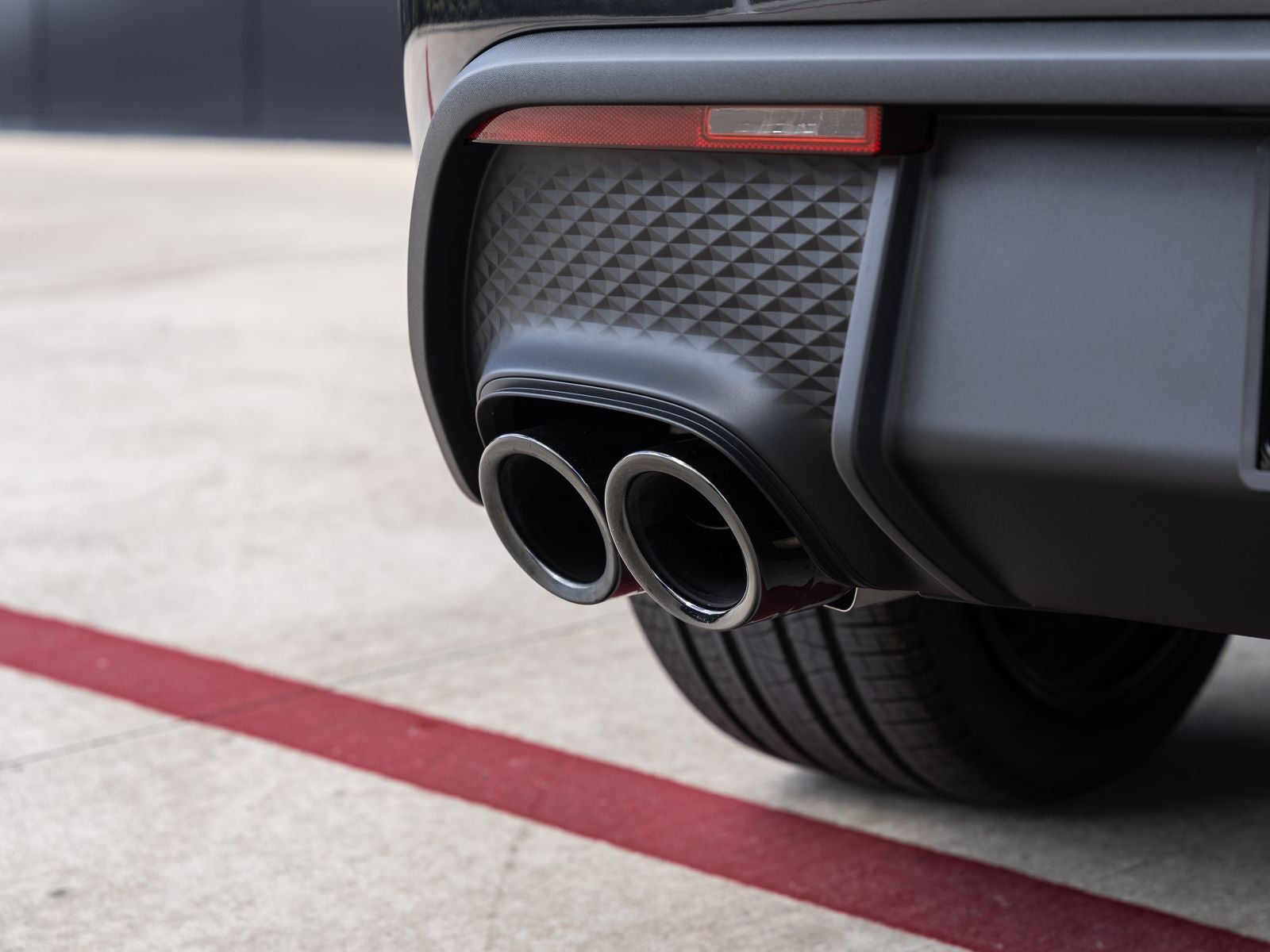 2026 Porsche Macan AWD