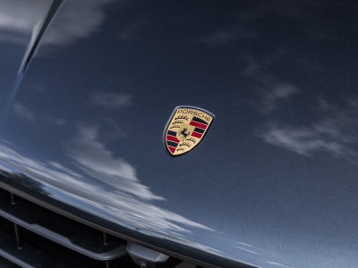 2026 Porsche Macan AWD