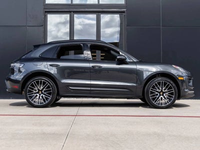 2026 Porsche Macan AWD