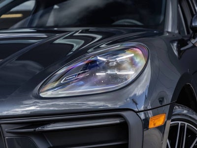 2026 Porsche Macan AWD