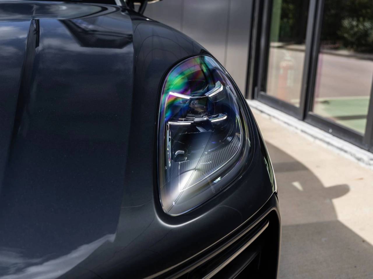 2026 Porsche Macan AWD