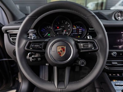 2026 Porsche Macan AWD