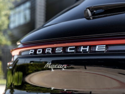 2020 Porsche Macan Macan