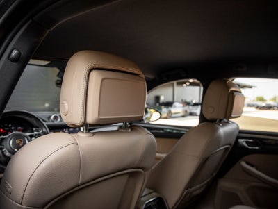 2020 Porsche Macan Macan