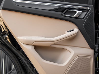 2020 Porsche Macan Macan
