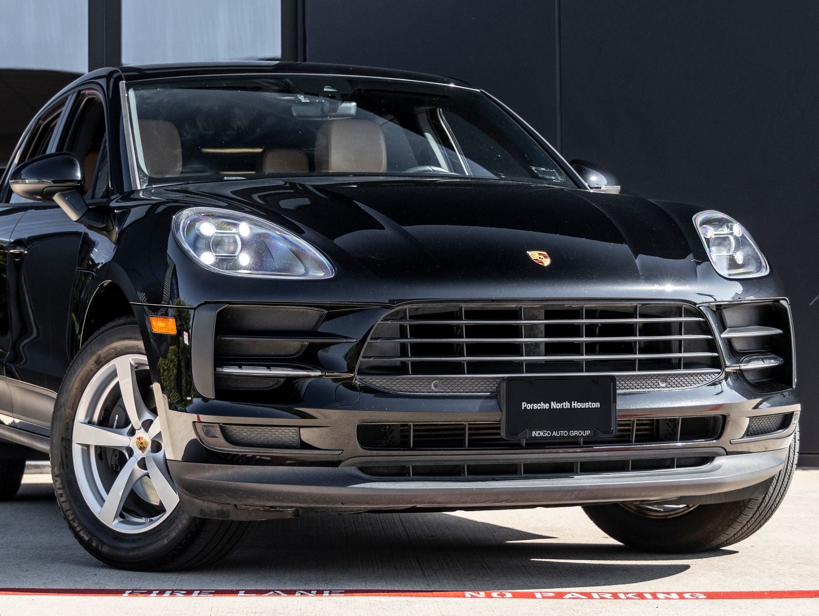 2020 Porsche Macan Macan