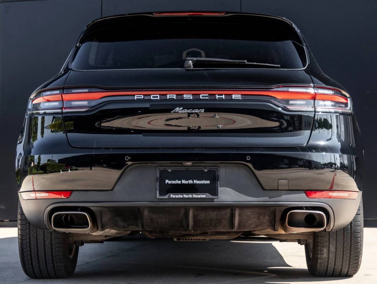 2020 Porsche Macan Macan