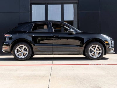 2020 Porsche Macan Macan