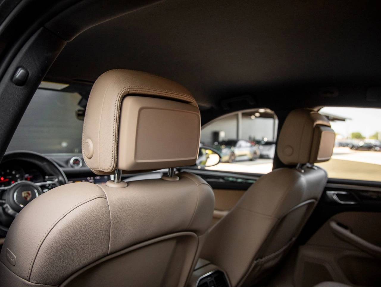 2020 Porsche Macan Macan