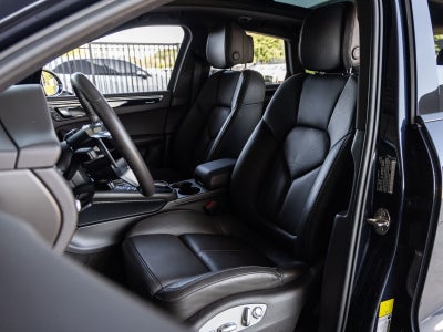 2021 Porsche Macan Macan