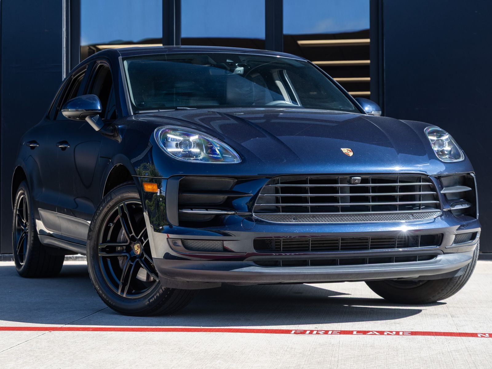 2021 Porsche Macan Macan