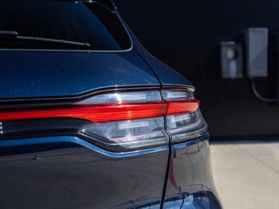 2021 Porsche Macan Macan
