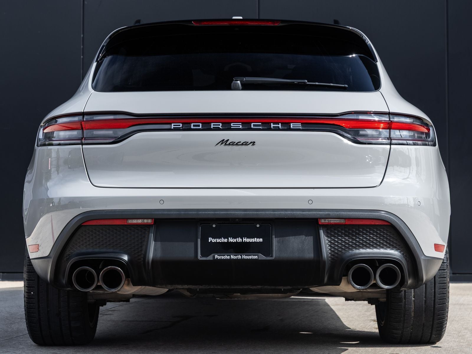 2023 Porsche Macan AWD