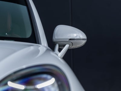 2023 Porsche Macan AWD