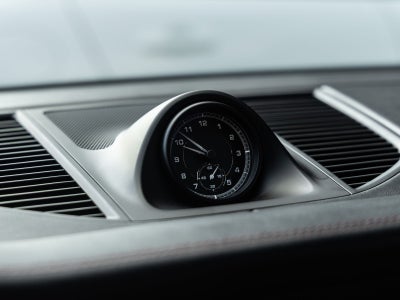 2023 Porsche Macan AWD