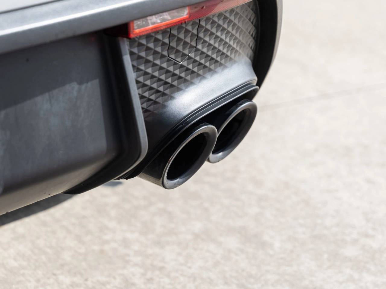 2023 Porsche Macan AWD