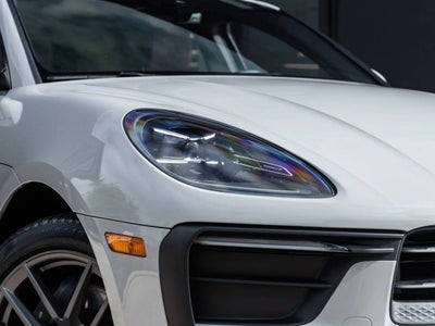 2023 Porsche Macan AWD