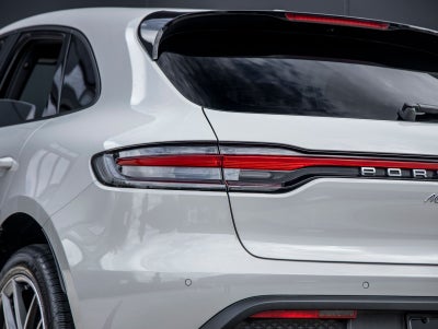 2024 Porsche Macan Macan (MY24)