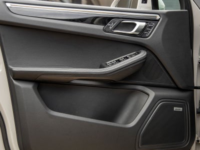 2024 Porsche Macan Macan (MY24)