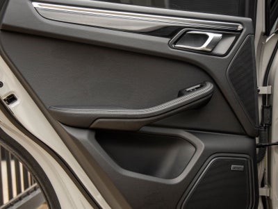 2024 Porsche Macan Macan (MY24)