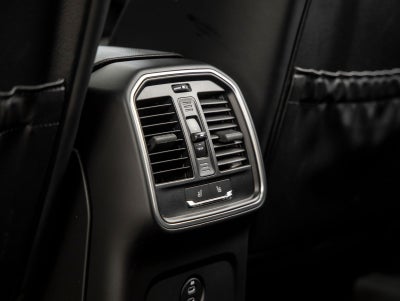 2024 Porsche Macan Macan (MY24)