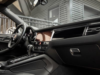 2024 Porsche Macan Macan (MY24)