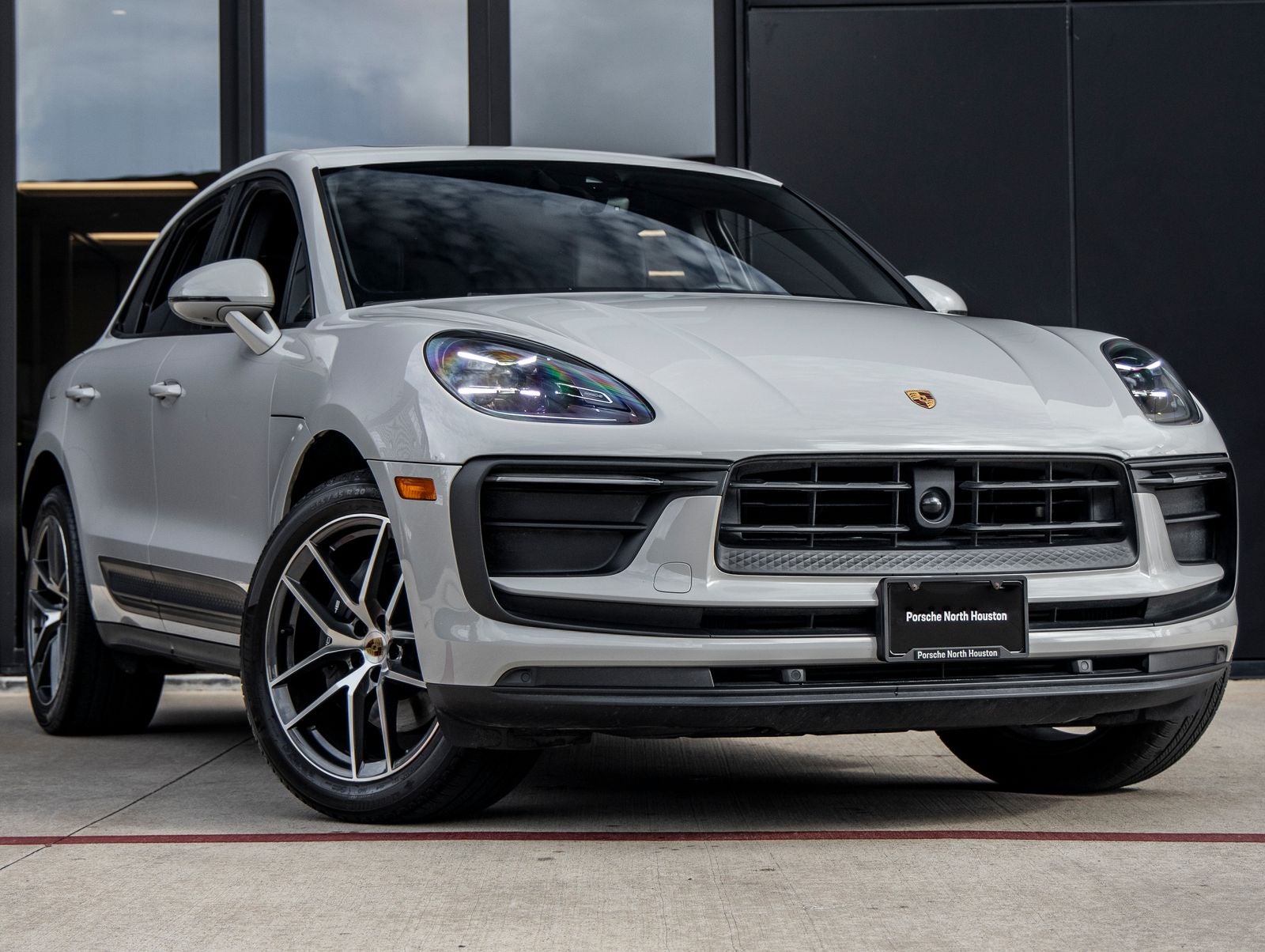 2024 Porsche Macan Macan (MY24)