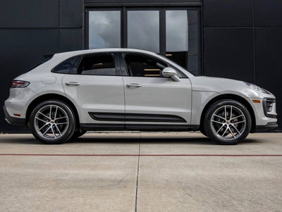 2024 Porsche Macan Macan (MY24)