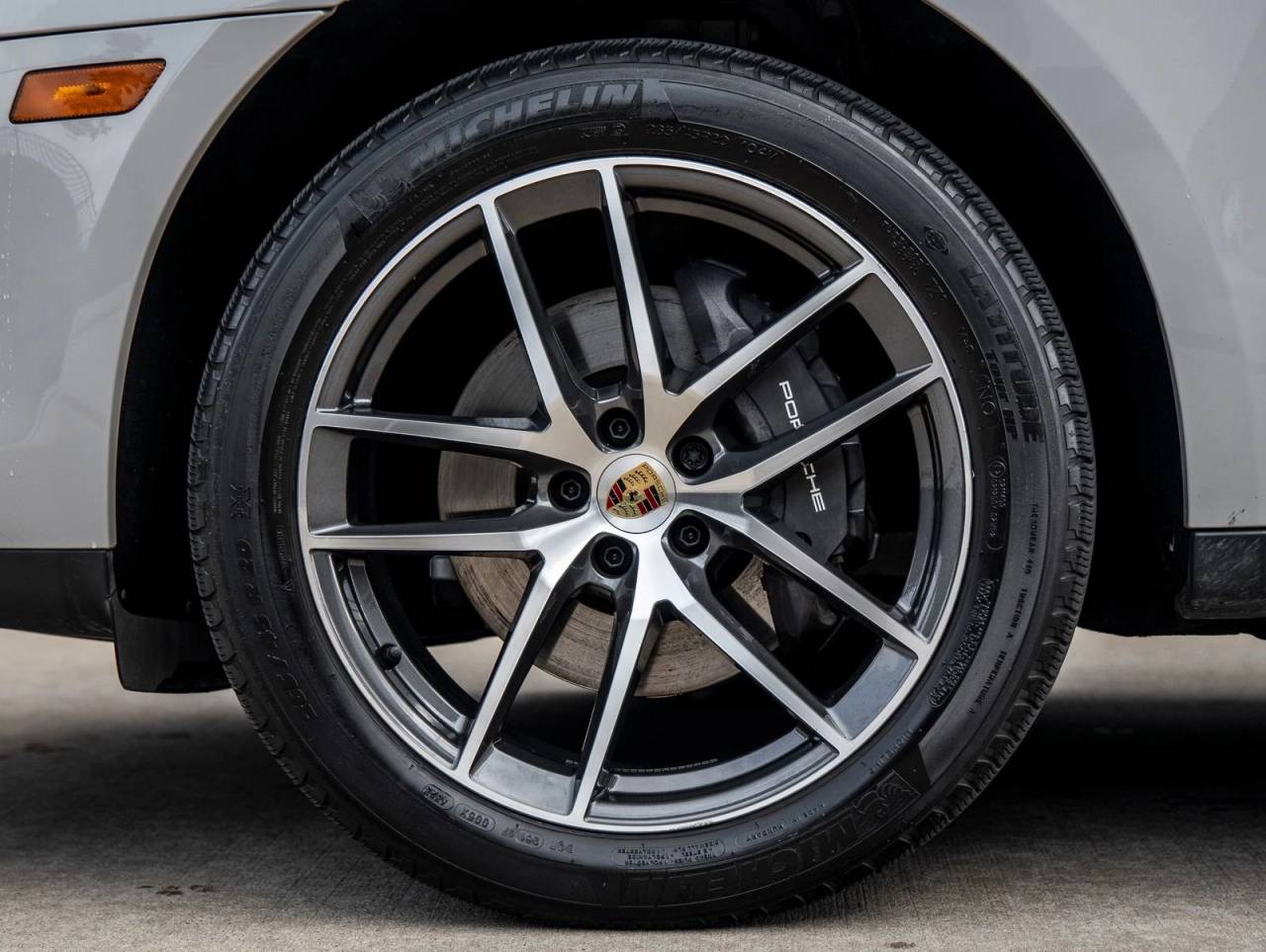 2024 Porsche Macan Macan (MY24)